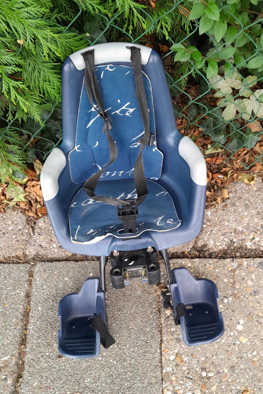 Div fietsstoeltjes o.a. Bobike en Jepp