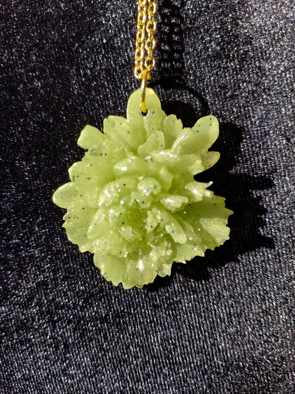 Ketting met handgemaakte hanger, tip voor moederdag