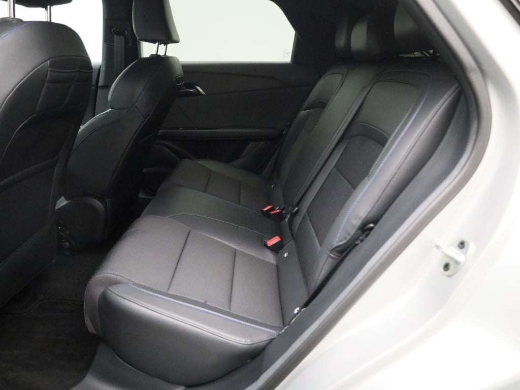 MG Mg4 64 kwh luxury | apple/carplay | camera | parkeersensoren | electrisc