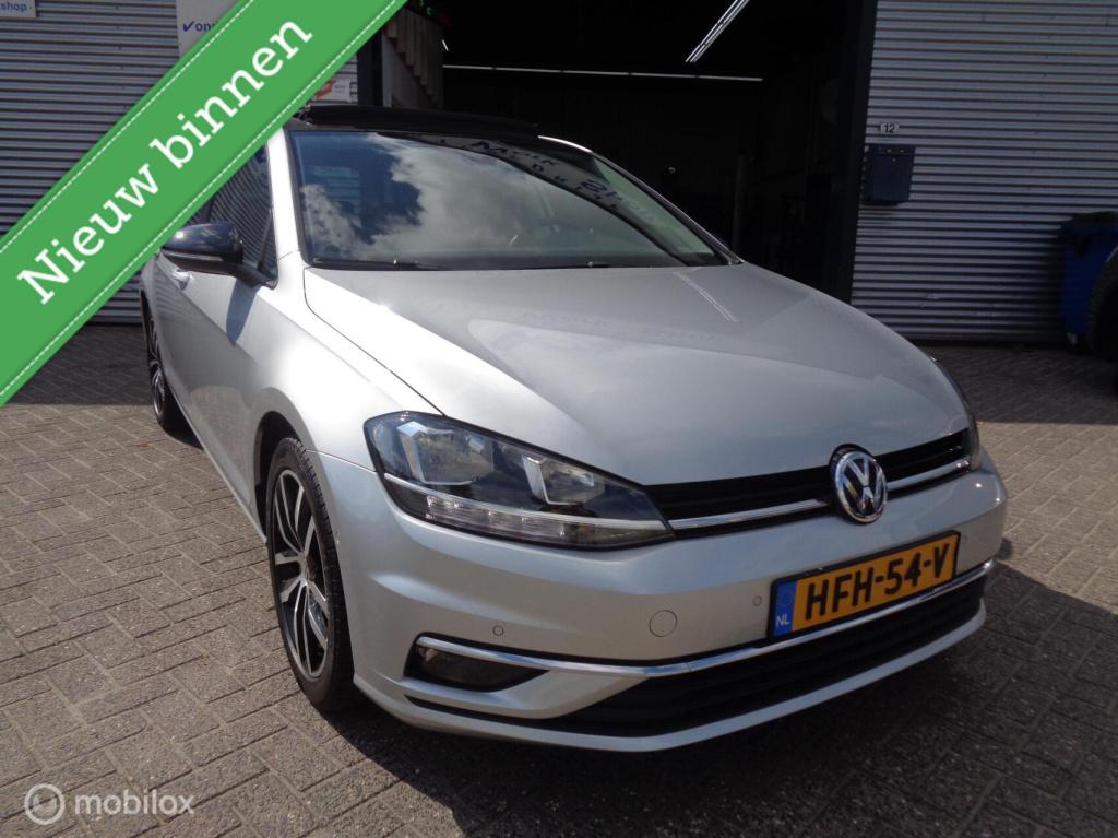 Volkswagen Golf 1.5 tsi iq-drive/airco/ecc/panorama dak/led/navi/carplay/lm