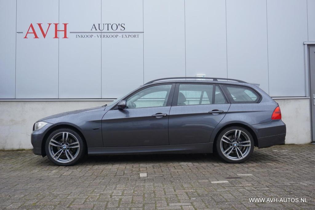 BMW 3-serie touring 320i dynamic executive