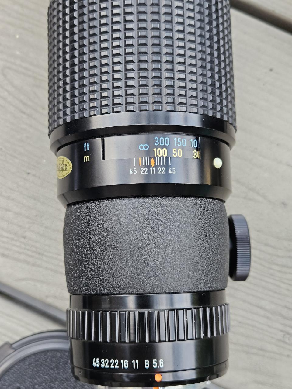 Prachtige vintage Pentax-M 400mm 1:5.6 telelens met koker