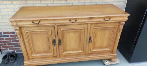 Eiken dressoir