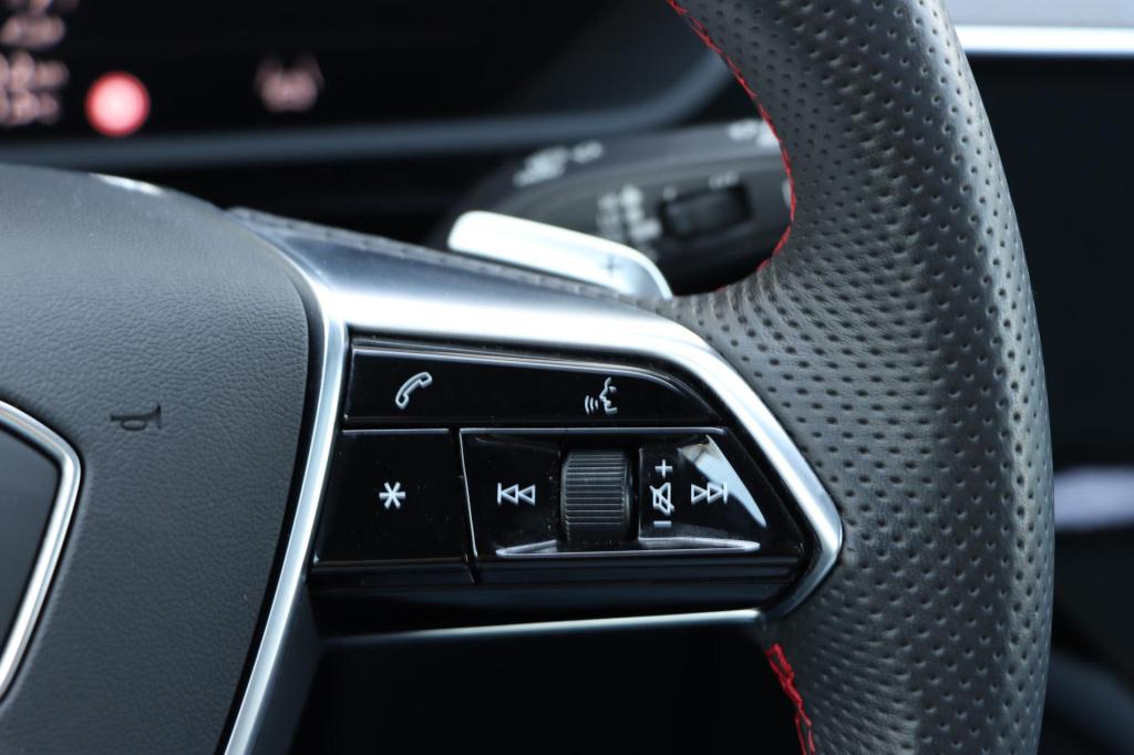 Audi Q8 E-tron 50 quattro s edition 95 kwh 340pk | soh 94%