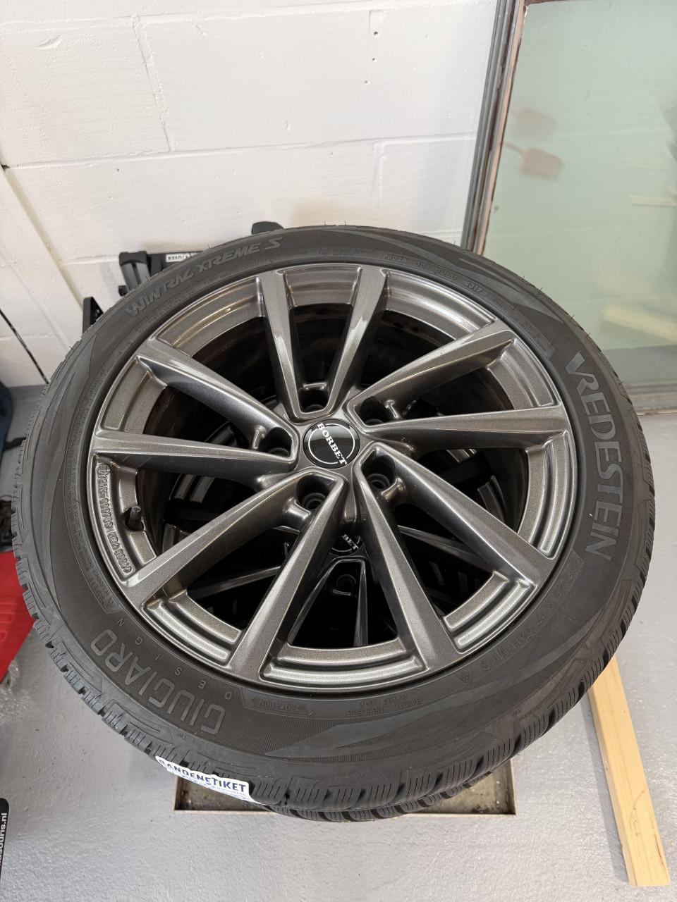 Complete 17 inch Borbet winterset – Vredestein – 225/45 R17 – Audi/VAG
