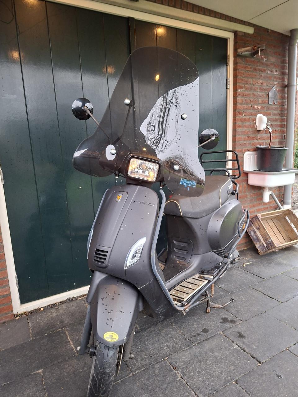 Te koop brom scooter