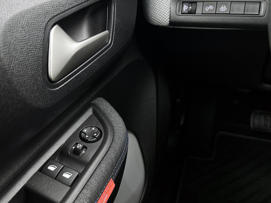 Citroen ë-c3 plus 113pk comfort range 44 kwh | 3 fase | apple carplay / and