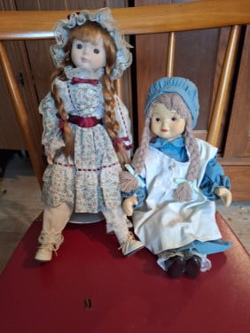 2 Poppen van The Heritage Mint LTD Collection