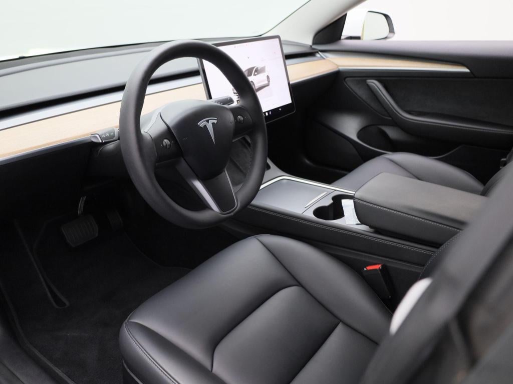 Tesla Model 3 long range rwd 75 kwh | trekhaak | warmtepomp | automaat | pa