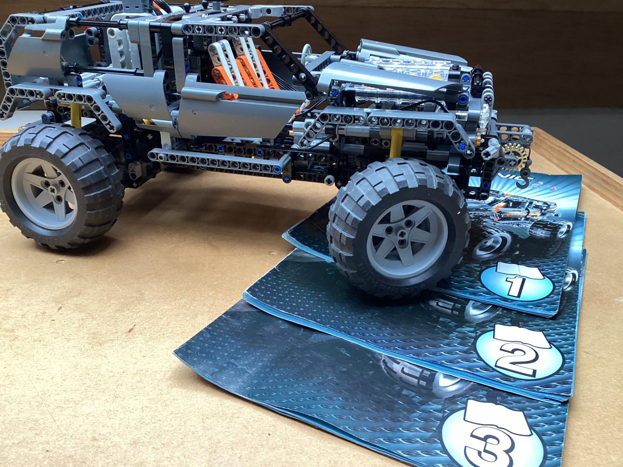 Echte Lego Technic set 8297 Off-Roader, in goede staat.