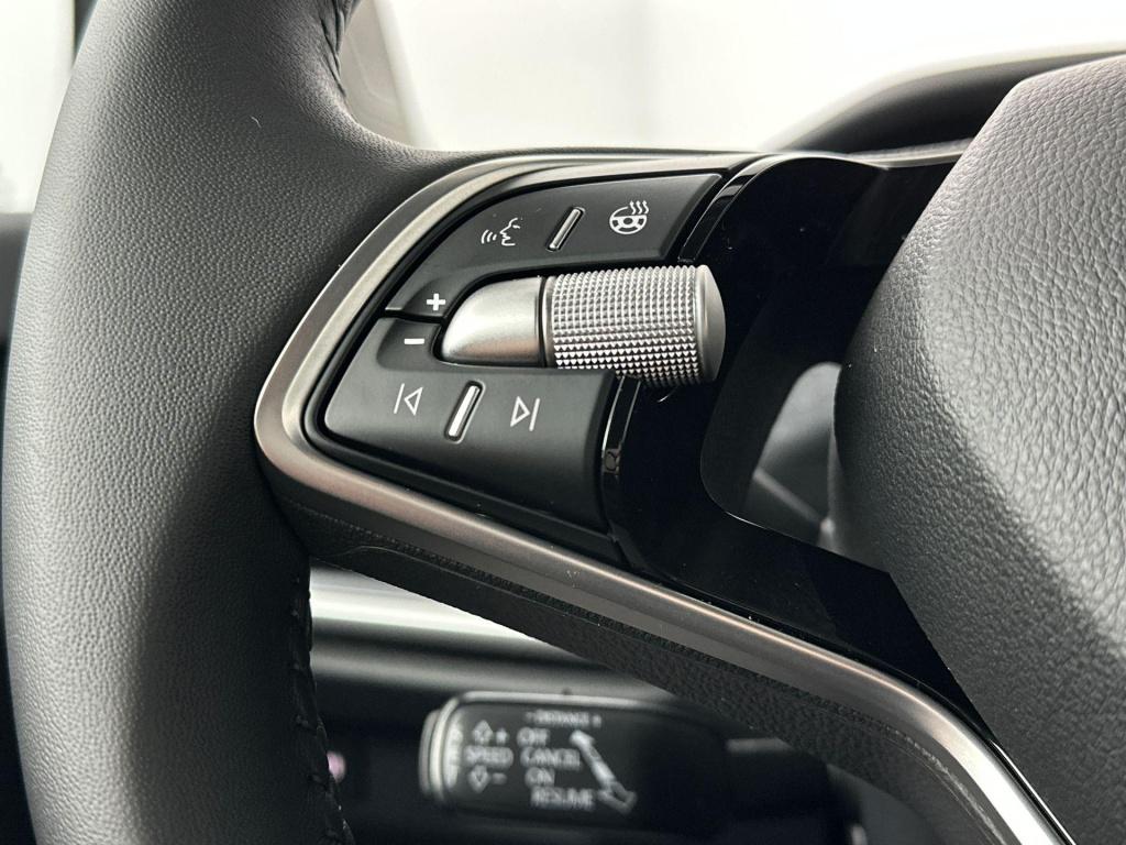 Skoda Elroq business edition tour elektromotor 150 kw / 204 pk