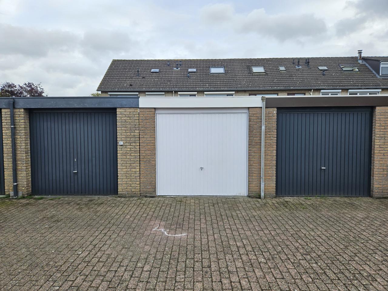 * GARAGEBOX TERNEUZEN  ARNELAAN*  26.500 K.K. *
