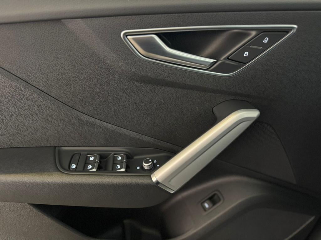 Audi Q2 35 tfsi s edition