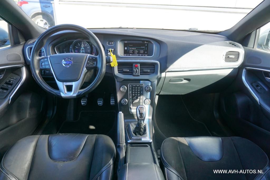 Volvo V40 1.6 t3 r-design