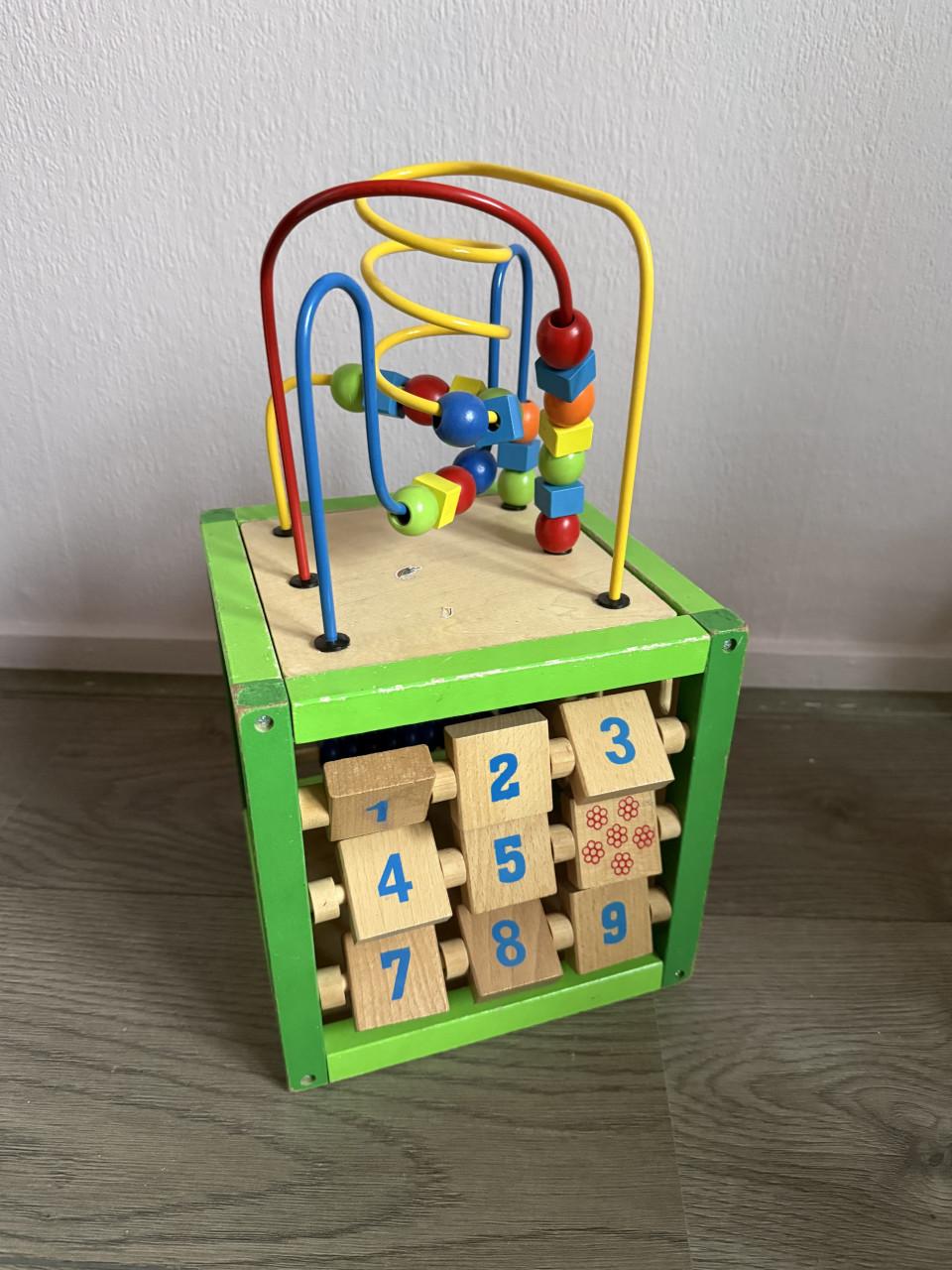 Leerzame speel kubus