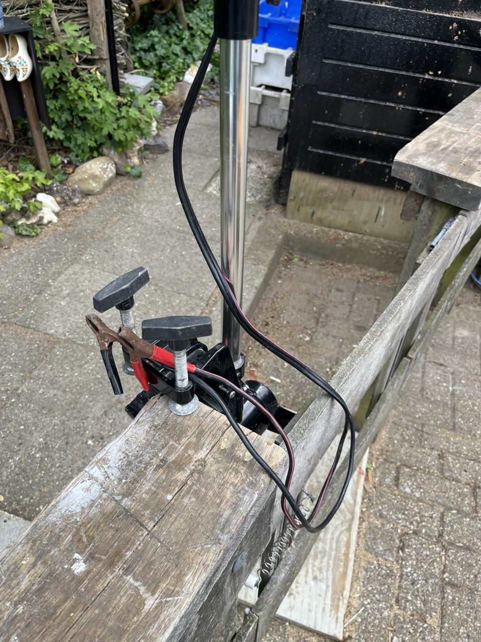 RHINO VX 34 elektrische buitenboordmotor