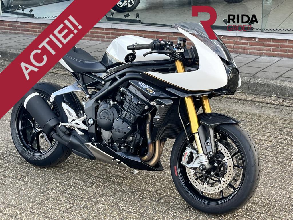 Triumph Speed Triple 1200 rr