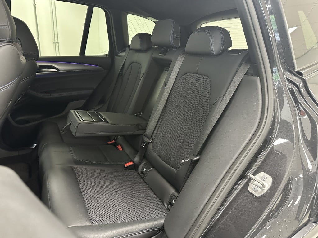 BMW X3 xdrive30e m-sport | adaptief cruise | trekhaak | head-up-display