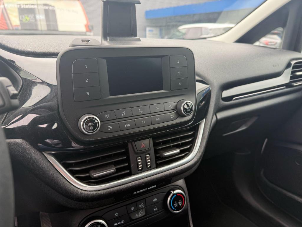 Ford Fiesta 1.1 trend