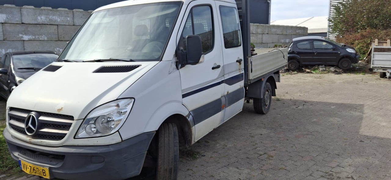 Mercedes sprinter bj 2011  2950 euro