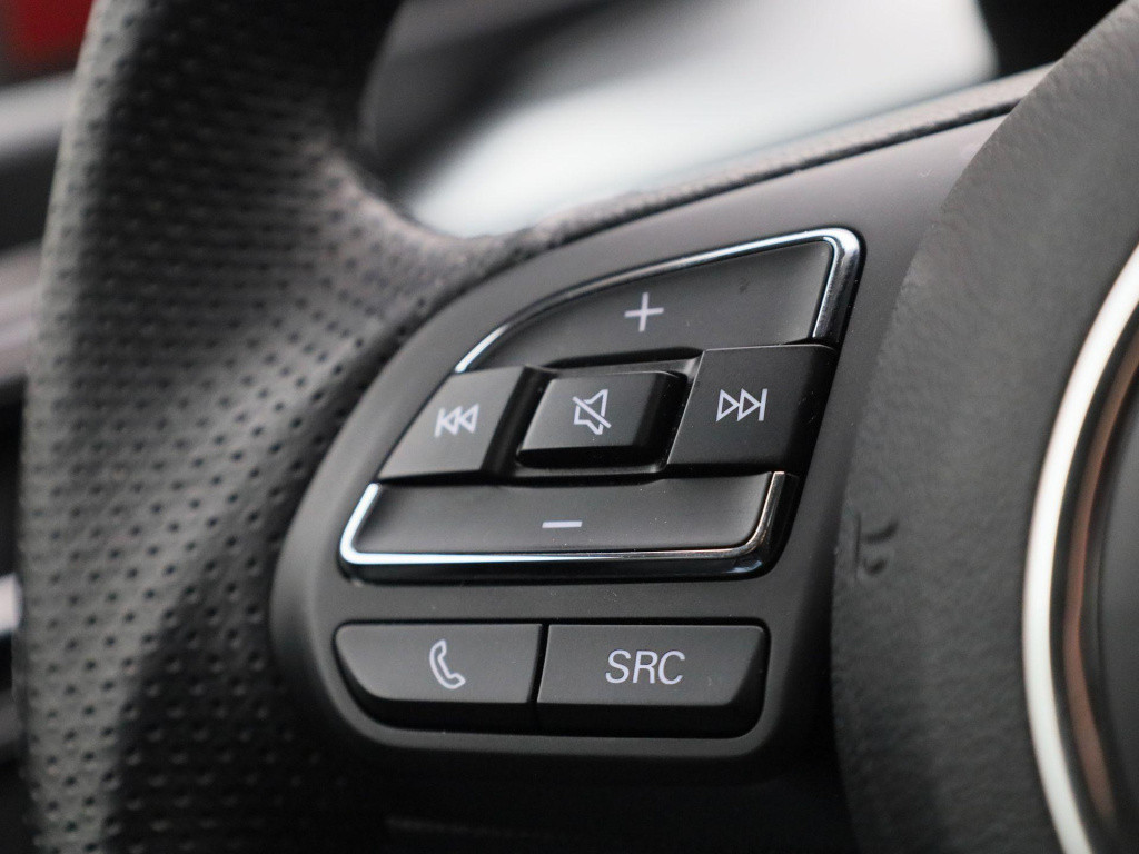 MG 5 standard range luxury 50 kwh | navigatie | leder | apple carplay / and