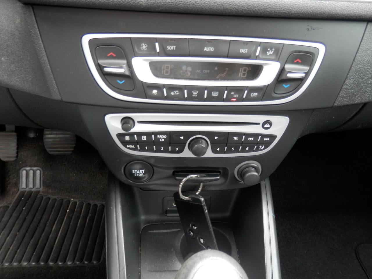 Auto Garant Biedt Aan: Renault Megane 1.6 Dynamique