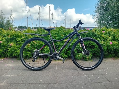 Stoere TREK dames MTB Z.G.A.N.