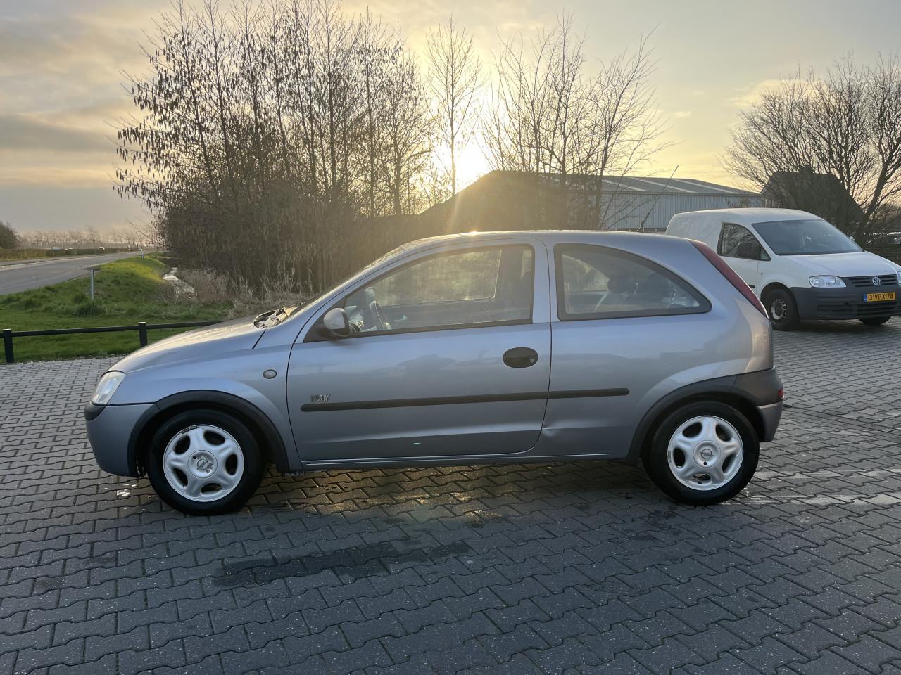 Opel corsa 1.2, 2003