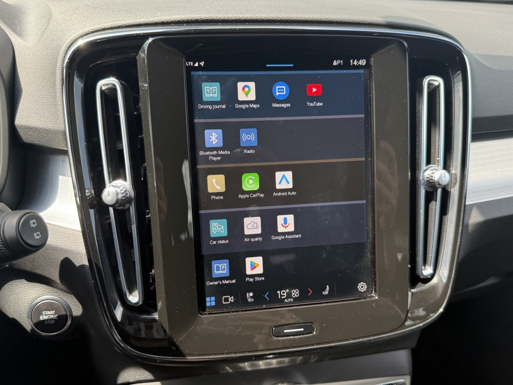 Volvo XC40 2.0 b4 plus dark