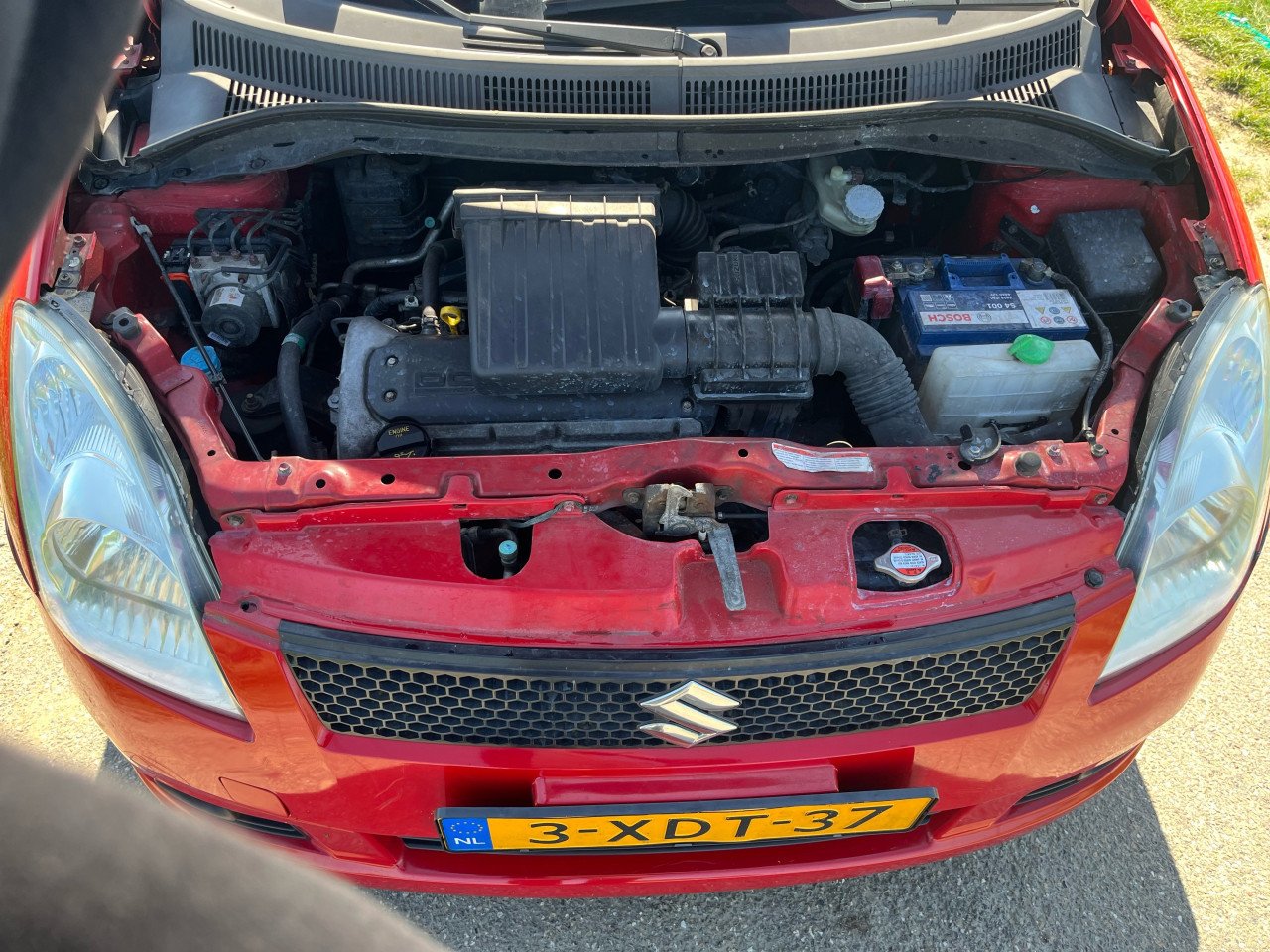 Suzuki Swift 1.3 Rood 2005 Nieuwe apk!