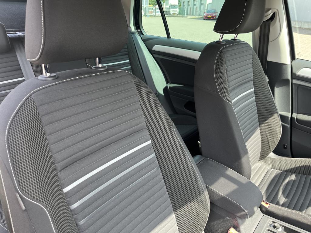 Volkswagen Golf 1.2 tsi cup edition 85 dkm navi