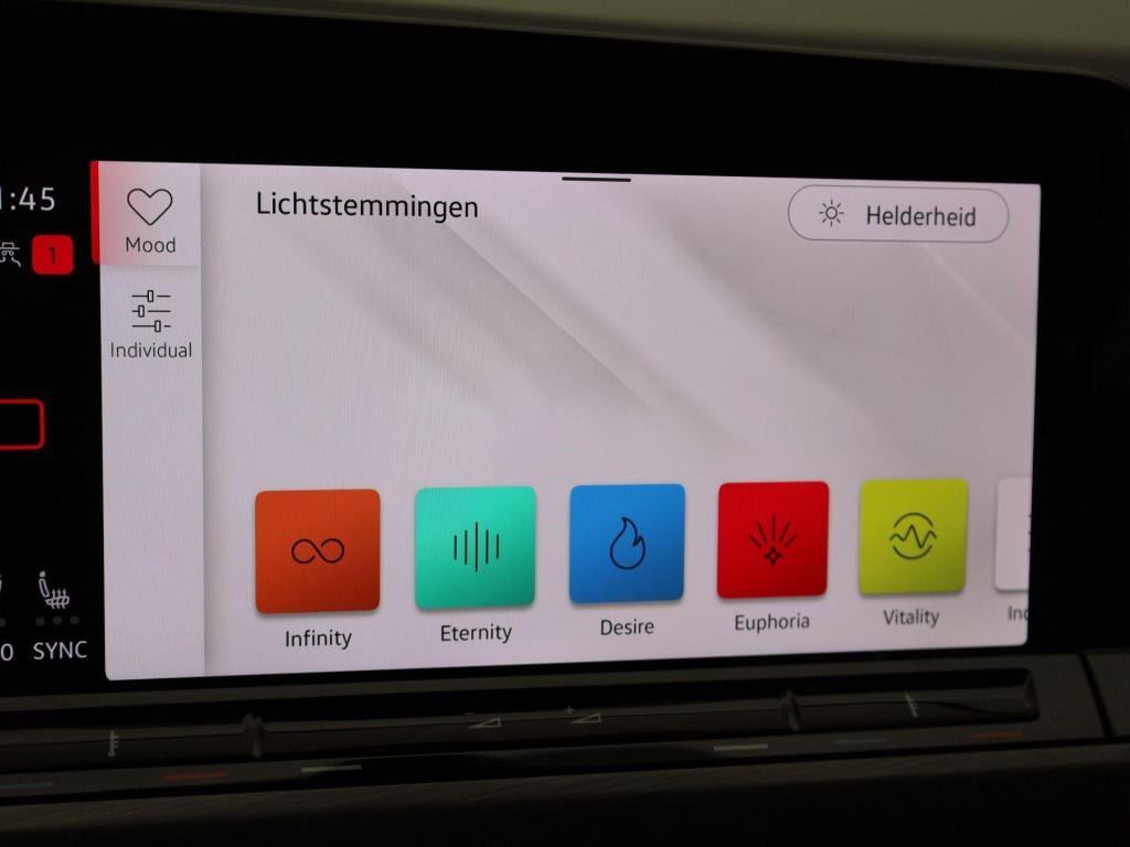 Volkswagen Golf 1.5 etsi style | automaat | panoramadak | apple carplay/ an