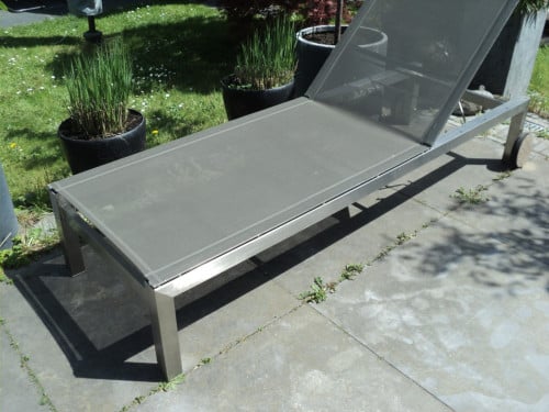 PRACHTIG duurzaam RVS ligbed