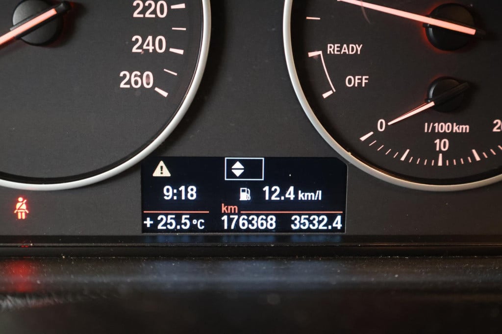 BMW 3-serie touring 320i high executive nl auto, leder, trekhaak