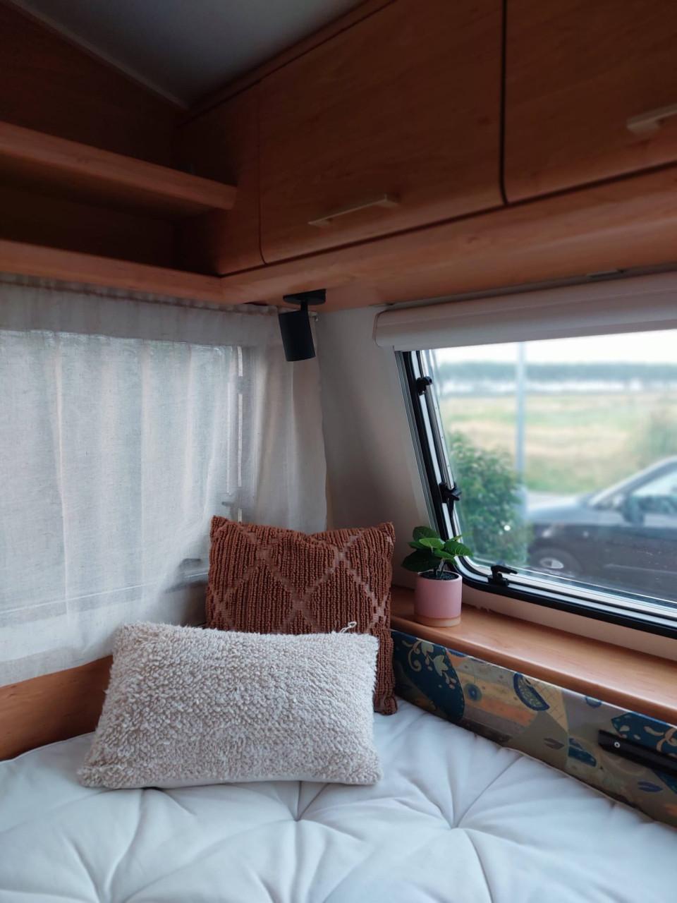 Caravan: Knaus Blue Line 400 TK