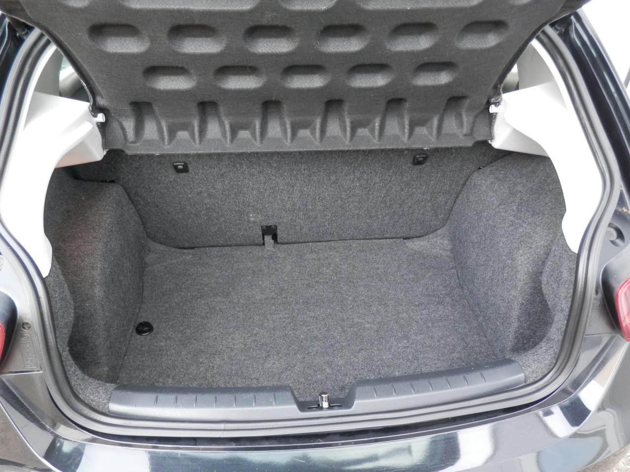 Auto Garant Biedt Aan: Seat Ibiza 1.2 Style