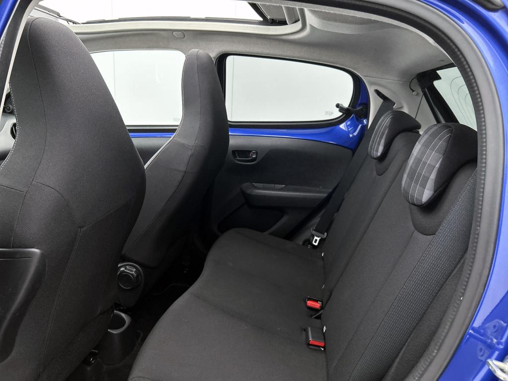 Peugeot 108 1.0 e-vti active top! | stoelverwarming | achteruitrijcamera | 
