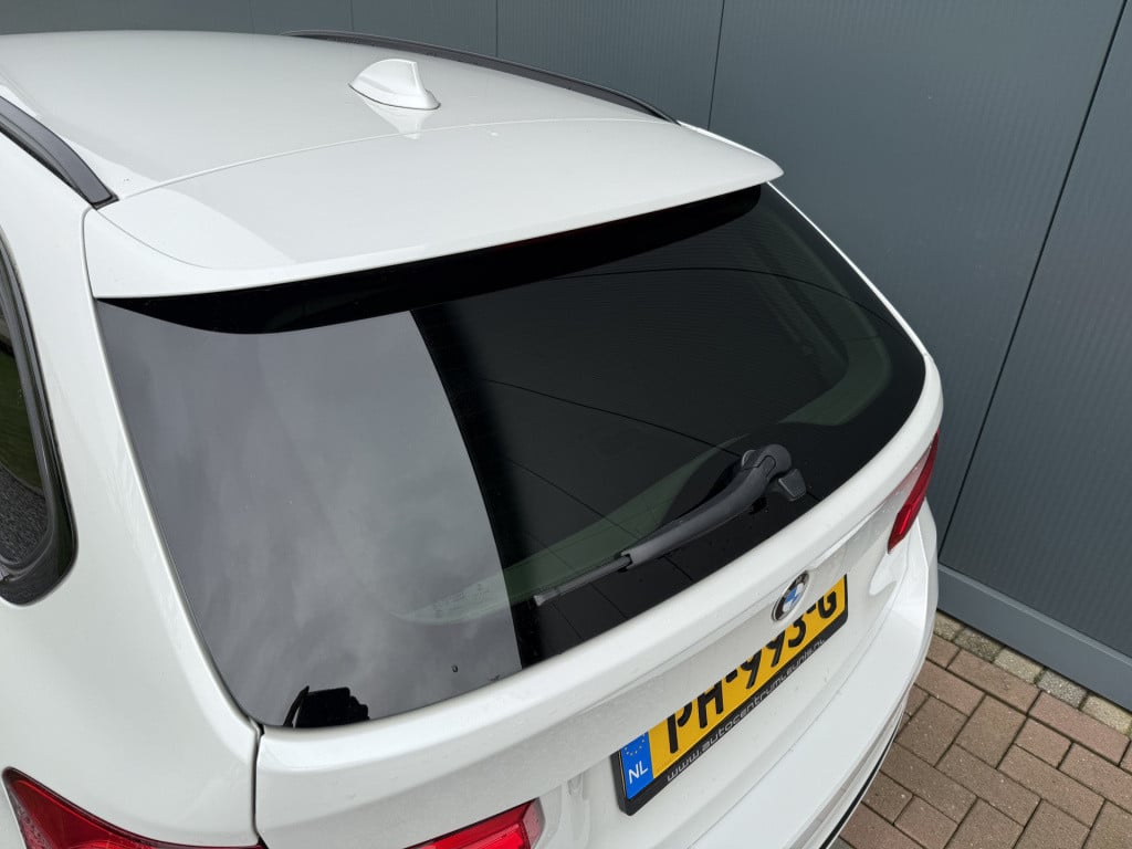 BMW 3-serie touring 318i automaat high executive sportline