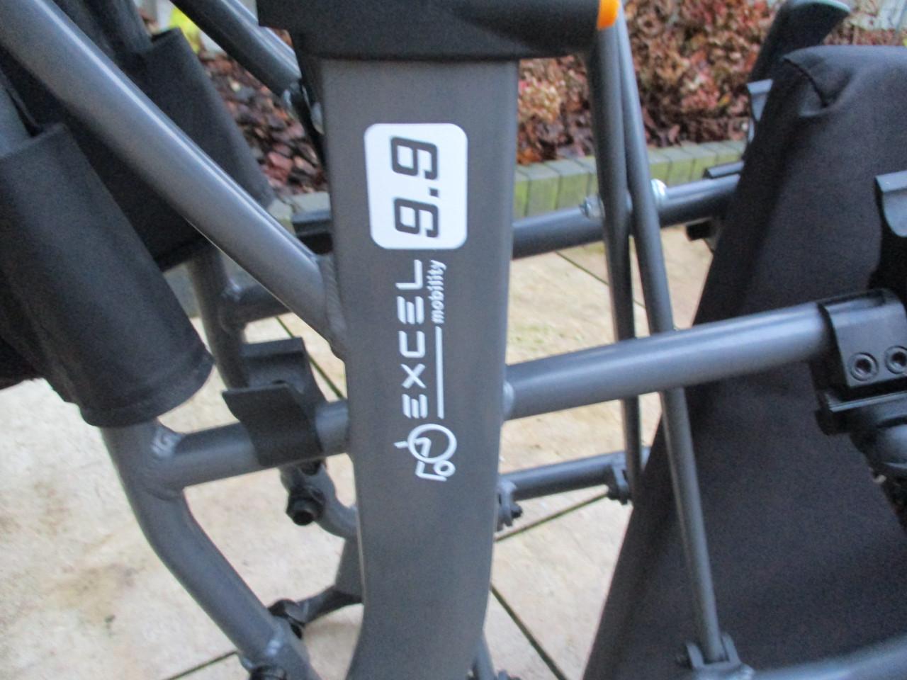 Zgan Excel 9.9 opvouwbare lichtgewicht rolstoel met anti-lekbanden