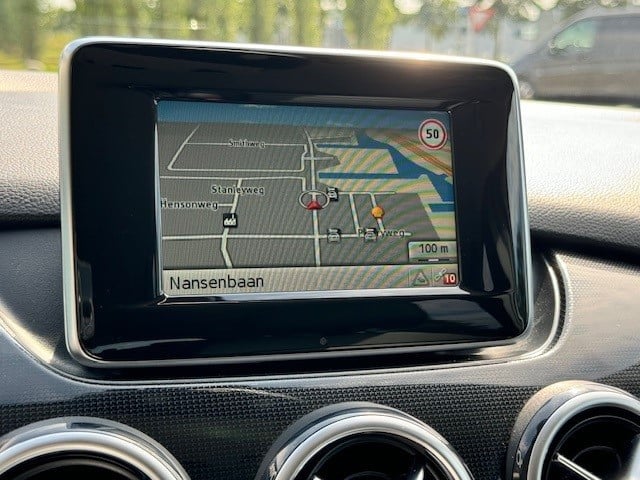Mercedes-Benz B-Klasse 180 ambition l leder twin l airco l becker map pilot