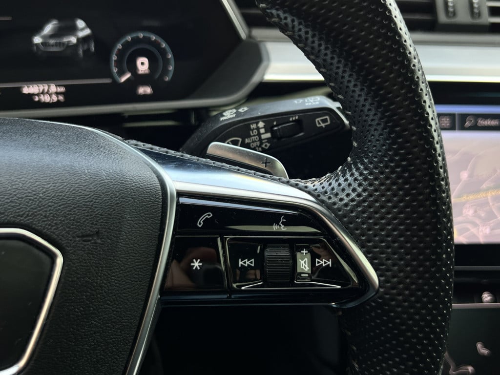 Audi E-tron e-tron 55 quattro advanced 95 kwh s-line | apple/ android carpl