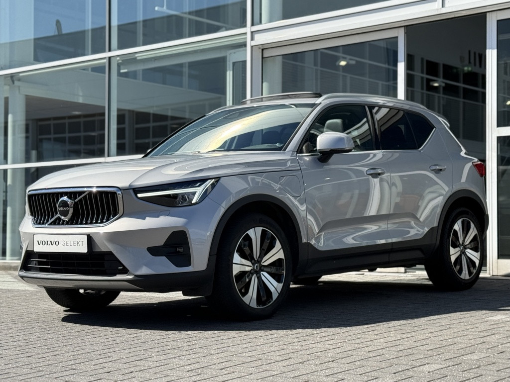 Volvo XC40 t5 262pk recharge ultimate bright| panodak| adap.cruise| trekhaa