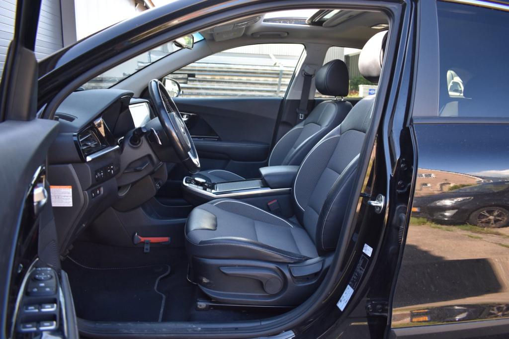 Kia E-niro dynamicplusline 64 kwh soh 100% | stoelverwarming | schuifdak | 