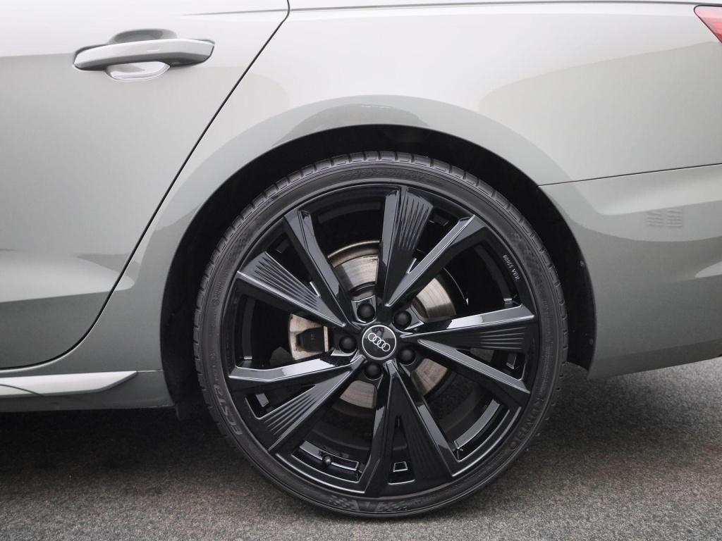 Audi A4 limousine 35 tfsi s edition competition | automaat | virtual cockpi