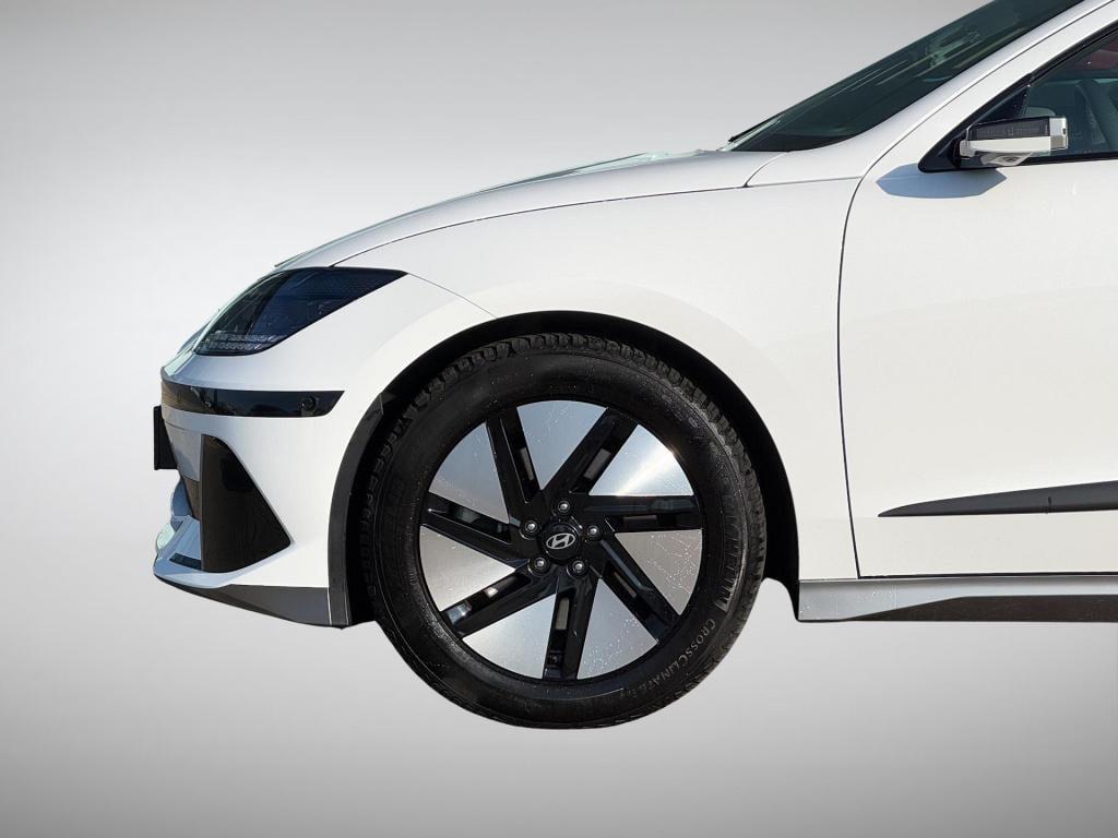 Hyundai Ioniq 6 lounge 77.4 kwh soh 97% + camera buitenspiegels!