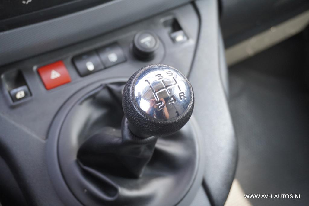 Citroen Berlingo 1.6 vti 500 club , benzine bedrijfswagen!!