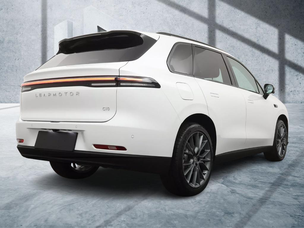 Leapmotor C10 reev design 28.4 kwh | **voorraadpremie** | wltp 974 km | aut