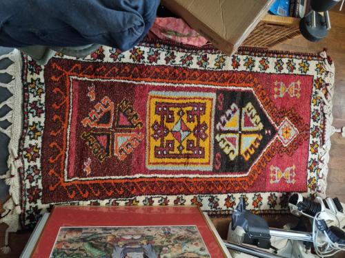 Kleed PERZISCH tapijt 170 x 82 cm................................mooi rood