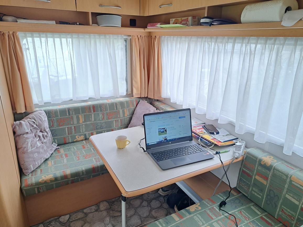 Caravan Delta Liner 3900 TZ 2001