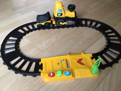 Cat junior Crew Power Tracks Friends treinset